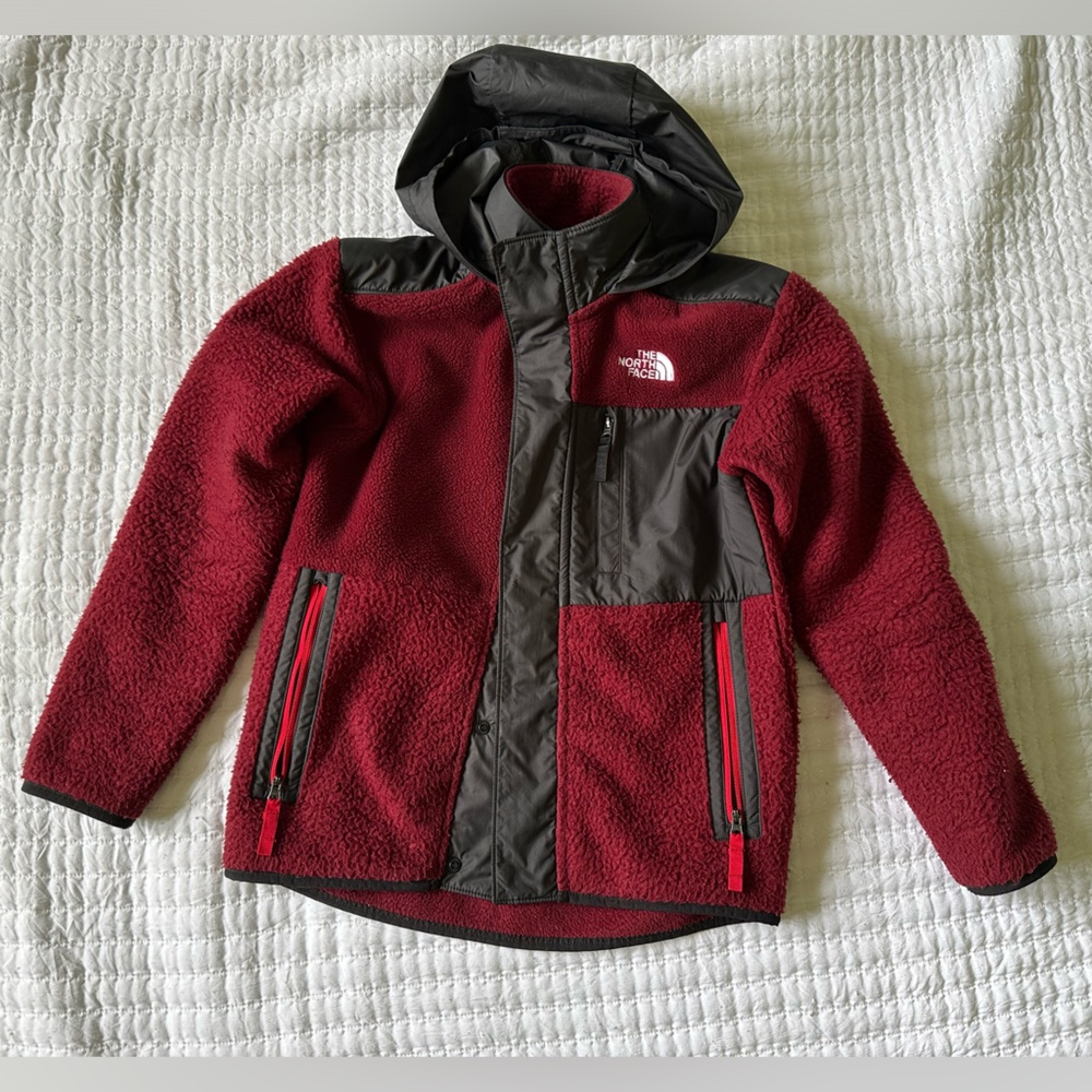 Boys North Face Fleece with hood.  Size medium/10.  Red.